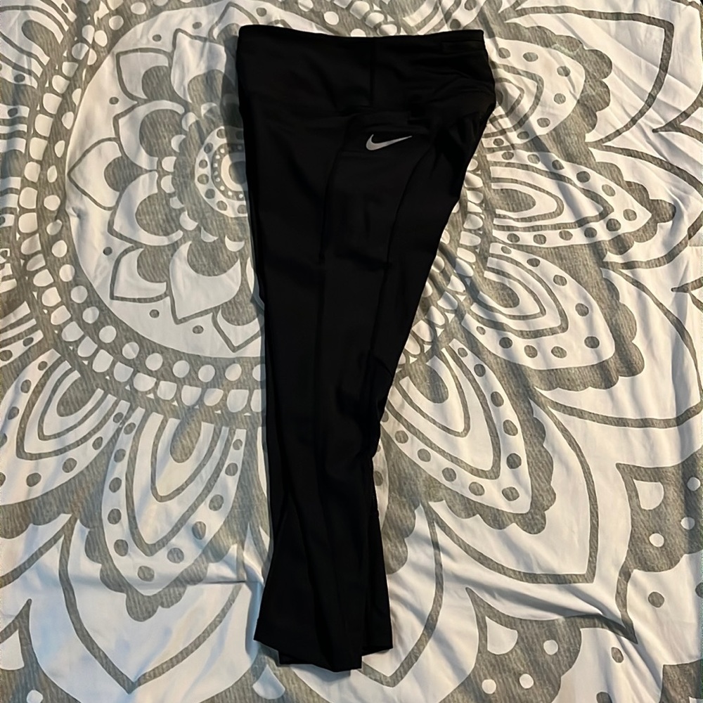 Nike leggings small
